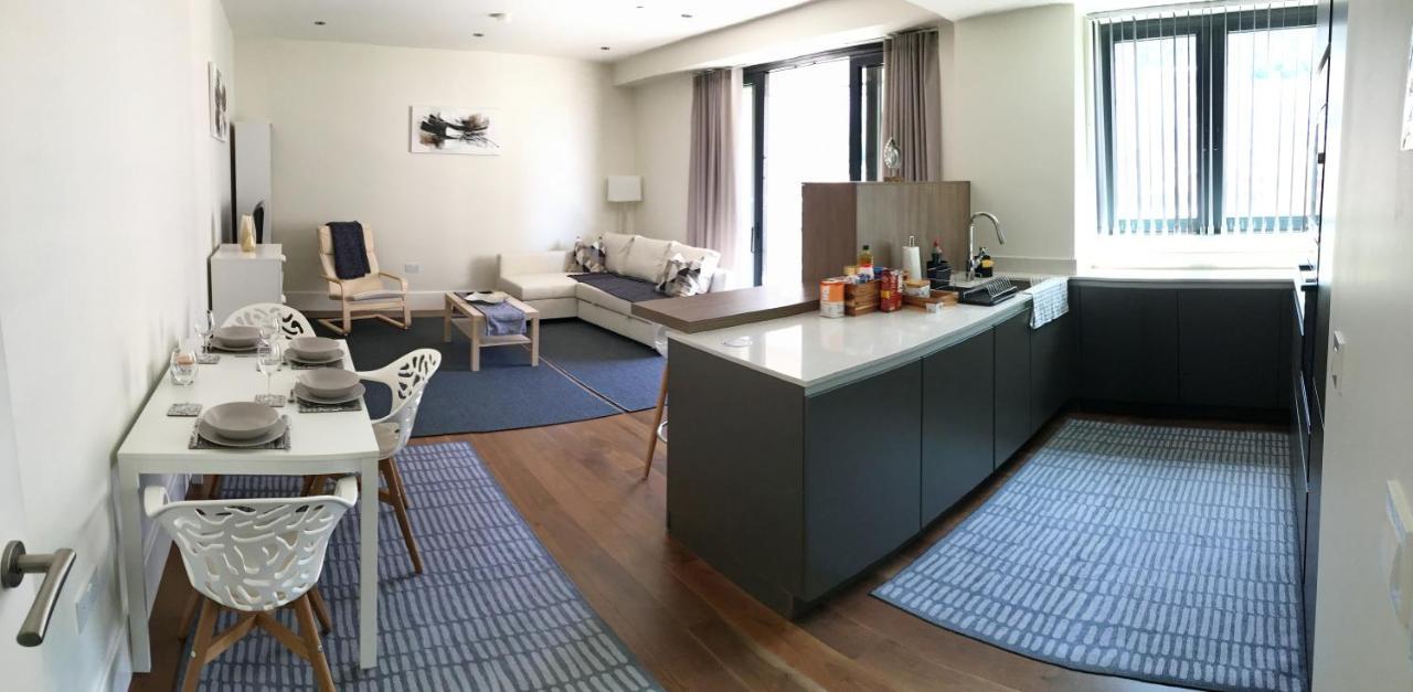 Luxurious Central Apartment With Pool Gibilterra Esterno foto